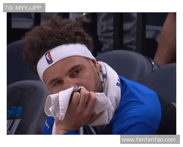 JR史密斯与汤普森的对决谁能在NBA赛场上笑到最后